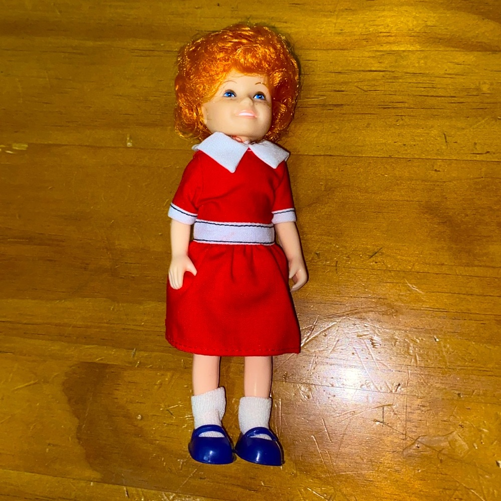 1982 Knickerbocker Little Orphan Annie Doll 6in A-5
